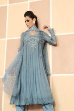 Formal 17 - Image 2